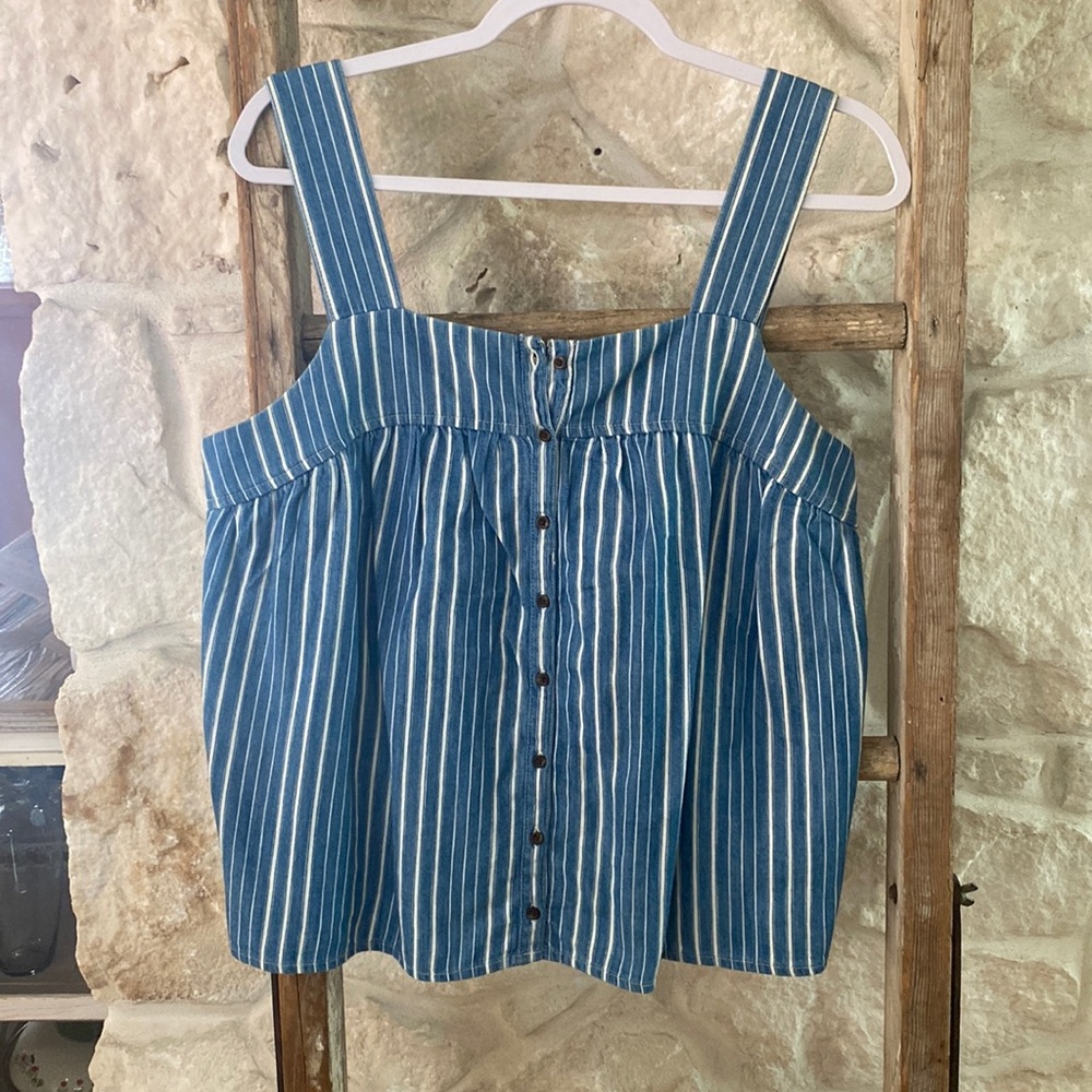 Stripes top